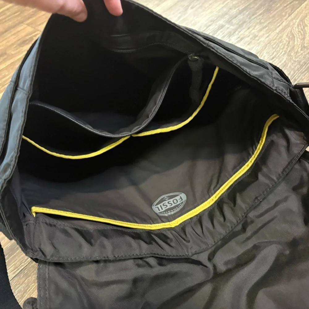 Fossil Messenger Computer Bag Black Adjustable Travel Nylon Utility